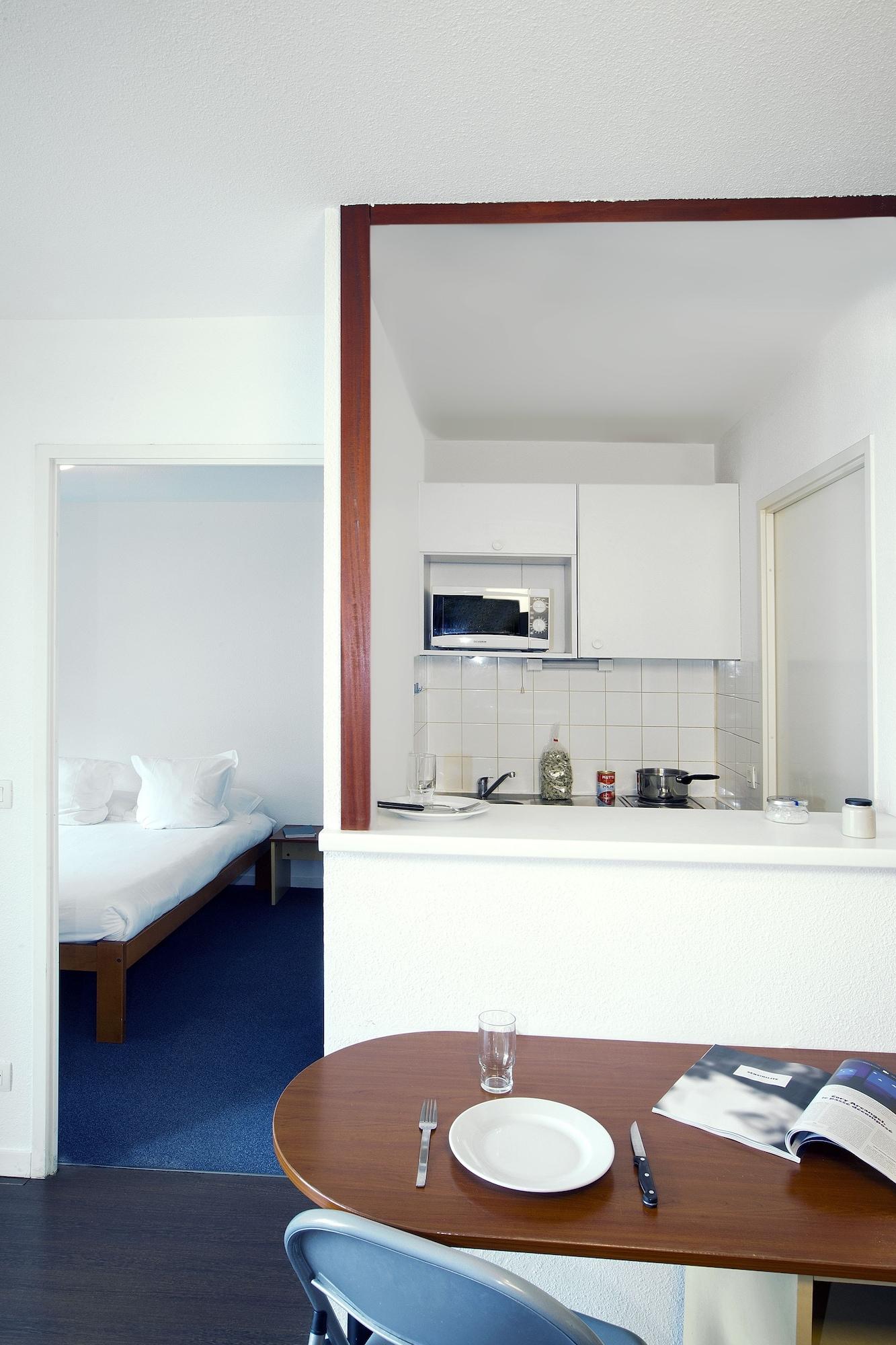 Séjours&Affaires Lyon Saint-Nicolas Extérieur photo