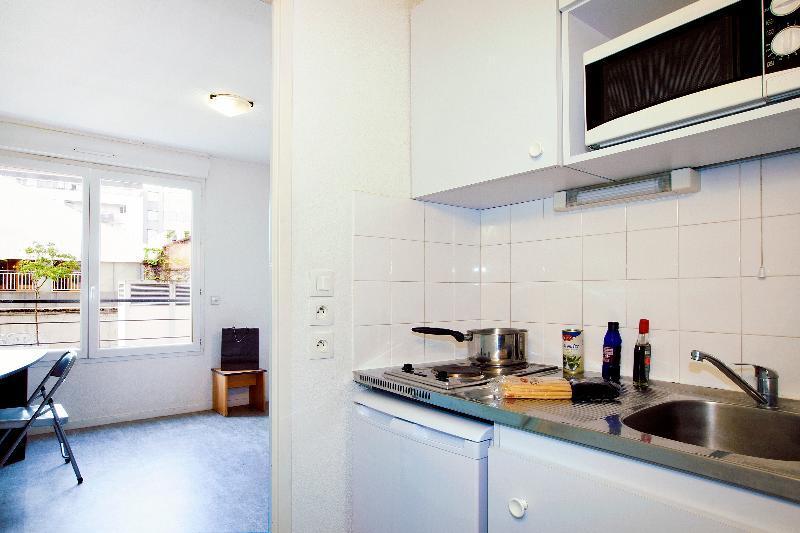 Séjours&Affaires Lyon Saint-Nicolas Extérieur photo
