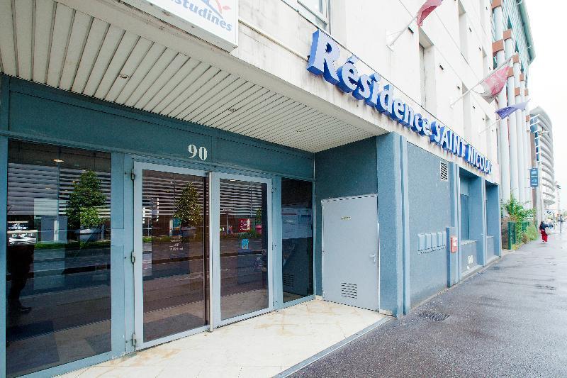 Séjours&Affaires Lyon Saint-Nicolas Extérieur photo