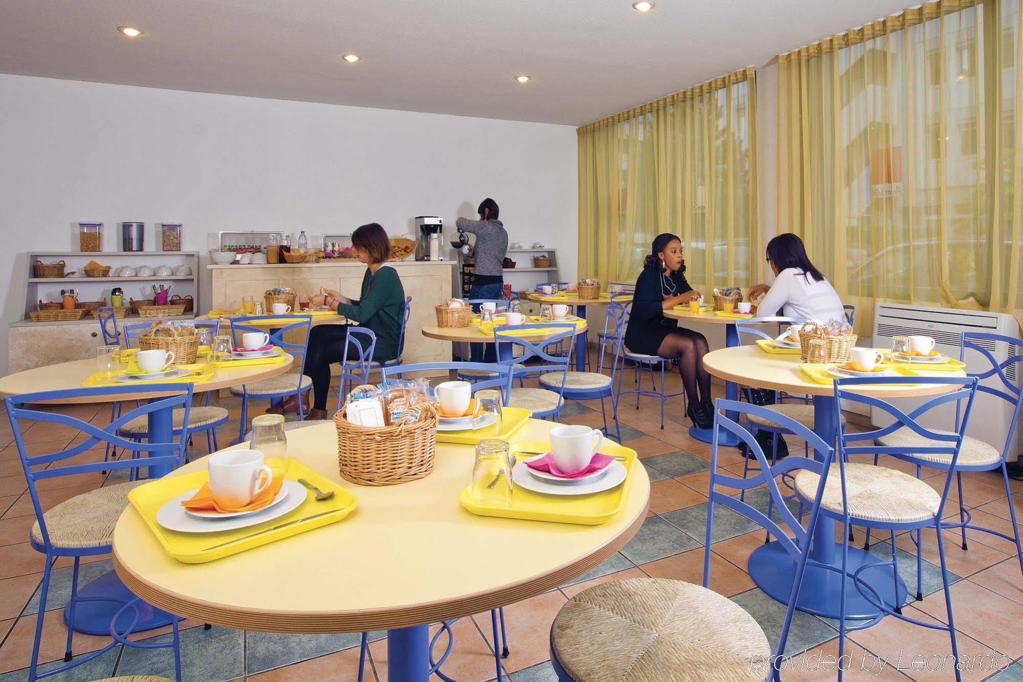Séjours&Affaires Lyon Saint-Nicolas Extérieur photo